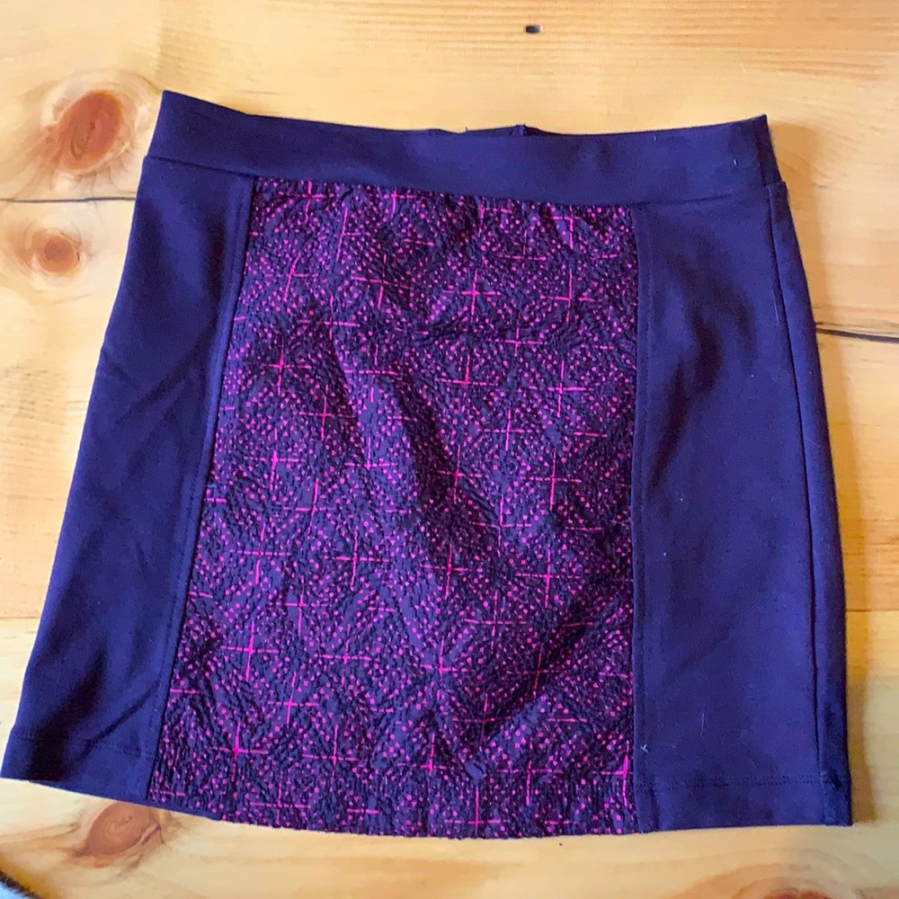 Purple/pink skirt